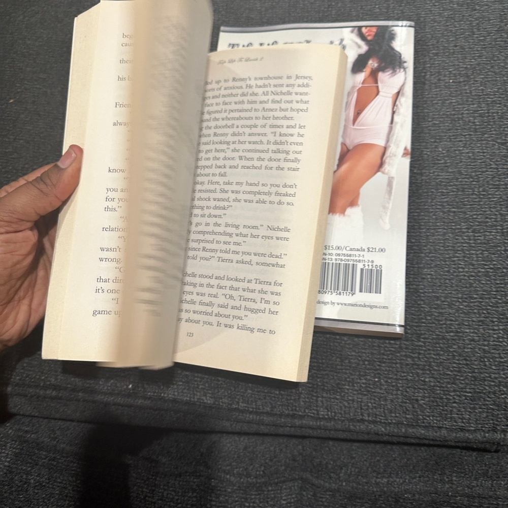 Urban book bundle - Picture 2 of 4